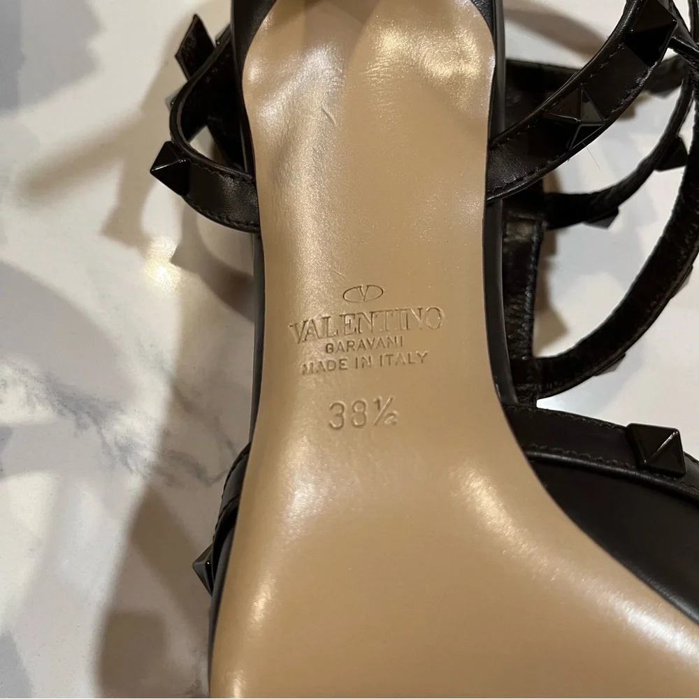 VALENTINO GARAVANI
Rockstud leather sandals - Picture 13 of 16